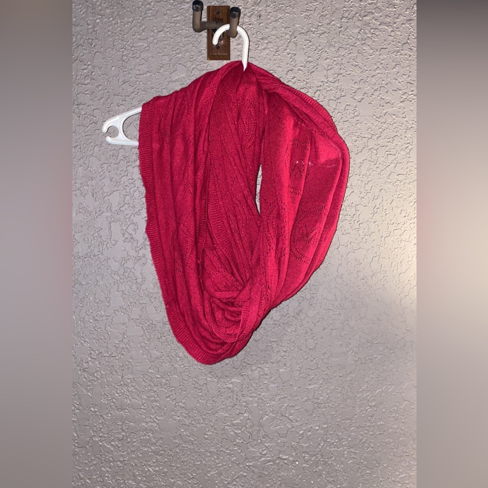 🌺🧣Michael Kors Magenta Infinity Scarf 🌺🧣